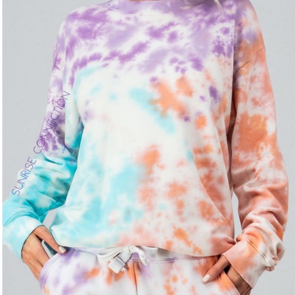 LAST 1🔥Fully Restocked🔥Tie Dye Crewneck - Picture 2 of 8